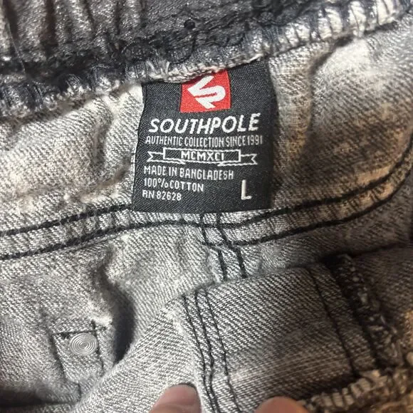 VTG Southpole Men’s Acid Wash Jean Shorts Size Large - Picture 3 of 5
